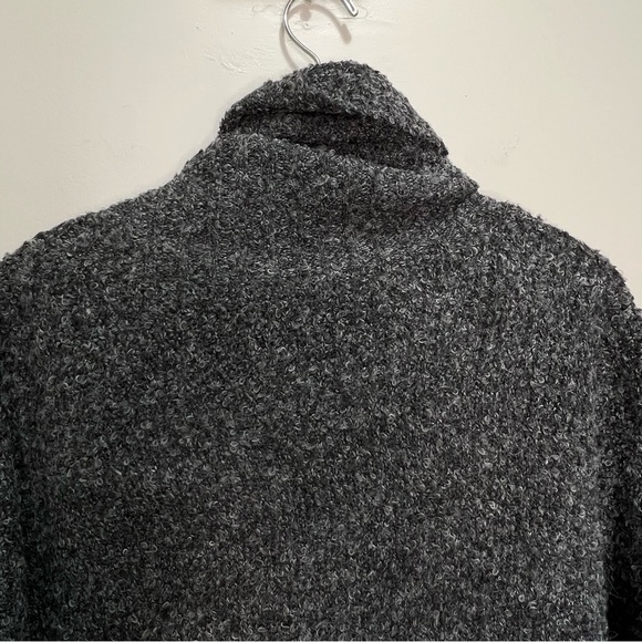 George Grey Knit Turtleneck Tunic Hi Low Hem Sweater Size 1X - Picture 4 of 9